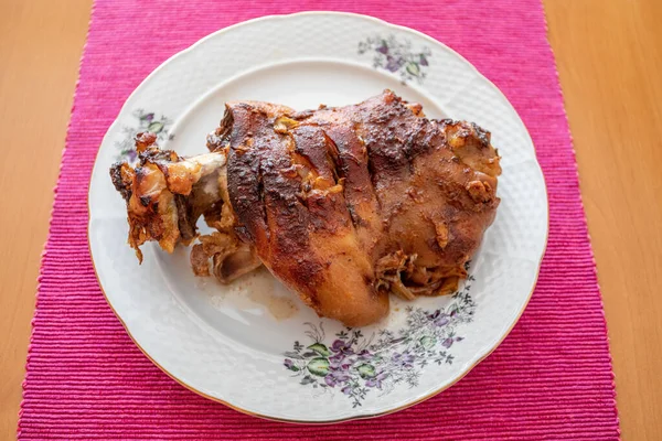 Genou Porc Rôti Sur Plat Nourriture Traditionnelle République Tchèque — Photo