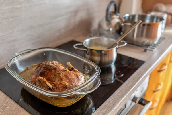 Homemade Roasting Duck Oven Crispy Whole Roast Duck — Stock Photo, Image