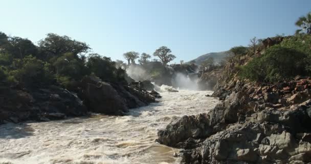 Epupa Falls na řece Kunene v Namibii — Stock video