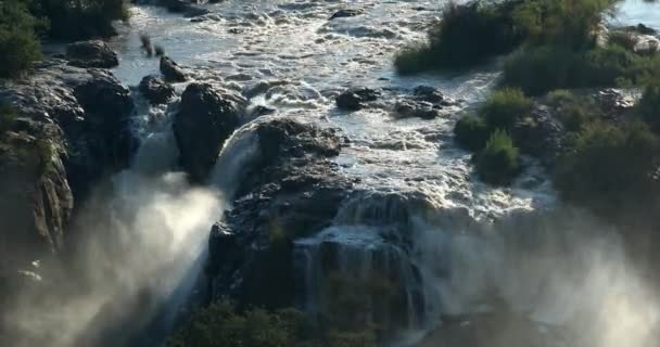 Καταρράκτες Epupuna στον ποταμό Kunene στη Ναμίμπια — Αρχείο Βίντεο