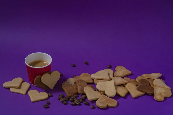 Muchas Galletas Corazón Una Taza Café —  Fotos de Stock