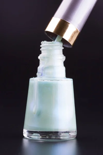 Брудна Пляшка Лаку Нігтів — стокове фото