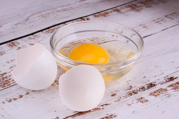 Frische rohe weiße Eier Stockbild