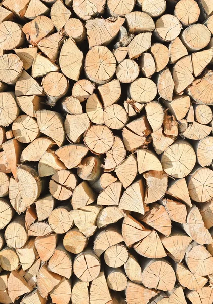 Holzhackschnitzel auf einem Hintergrundbild. — Stockfoto