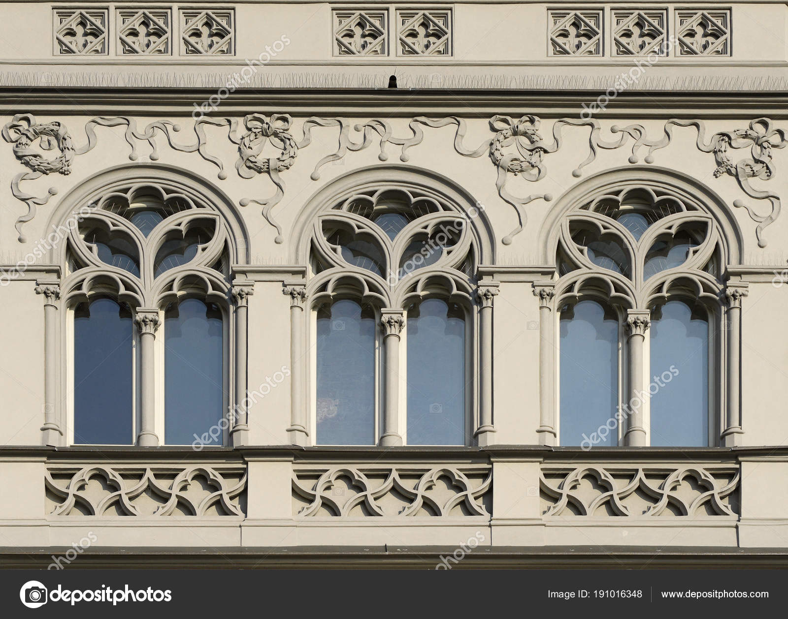 Architektonické prvky fasády