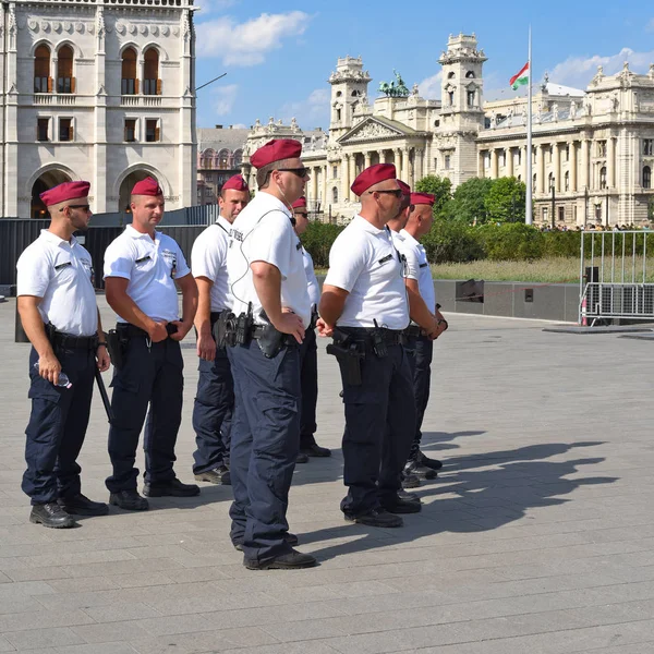 Budapest Ungary Juli 2019 Mitarbeiter Der Streife Der Stadtpolizei Auf — Stockfoto