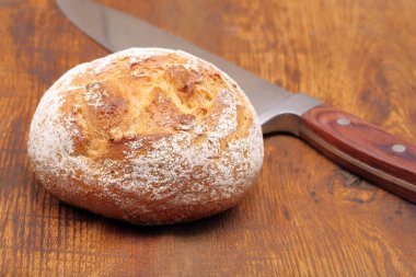 Metin için boş yer ahşap zemin üzerine taze ekmek