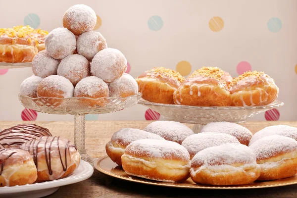 Many different types of donuts cakes on Fat Thursday — Stock Photo, Image