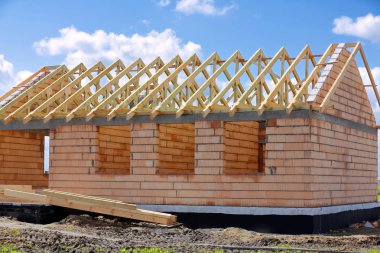 Ahşap çerçeve truss sistem çatı Binası