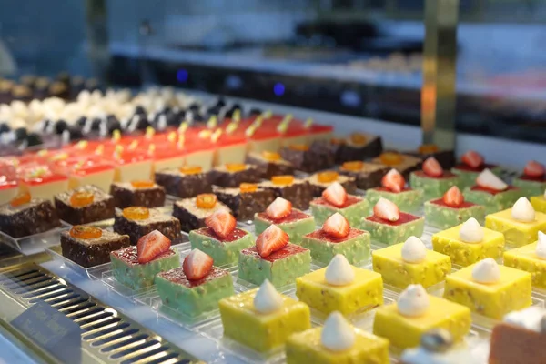 Catering-Set Plätzchen in Konditorei — Stockfoto