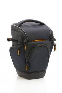 Beyaz bir kamera çantası