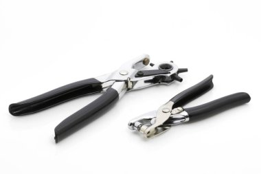 Delik ve perçin araç