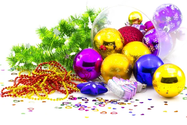 Barevné koule a vánoční koule — Stock fotografie