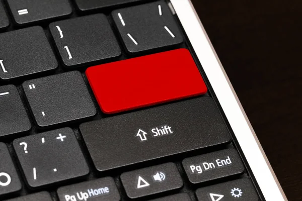 Chiudere il pulsante vuoto sulla tastiera del computer portatile — Foto Stock