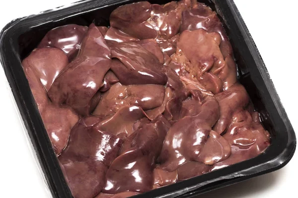 Fígado de frango cru fresco em embalagens descartáveis — Fotografia de Stock