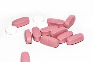  Beyaz arka plan yakın çekim izole hap avuç