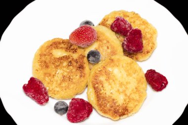 Çilek, Kahvaltı ve öğle yemeği ile süzme peynirli gözleme