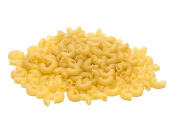 Mucchio di pasta italiana isolata su fondo bianco — Foto Stock