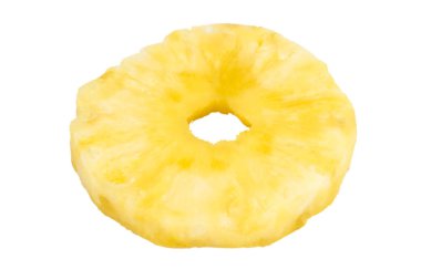 Beyaz arkaplanda izole edilmiş bir ananas dilimi