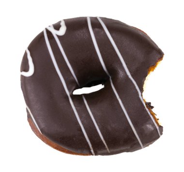 Beyaz izole renkli sprinkles ile dolu çikolata çörek