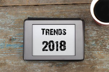 E-kitap ekran üzerinde eğilimleri 2018 yazıt. E-kitap okuyucu ve cof