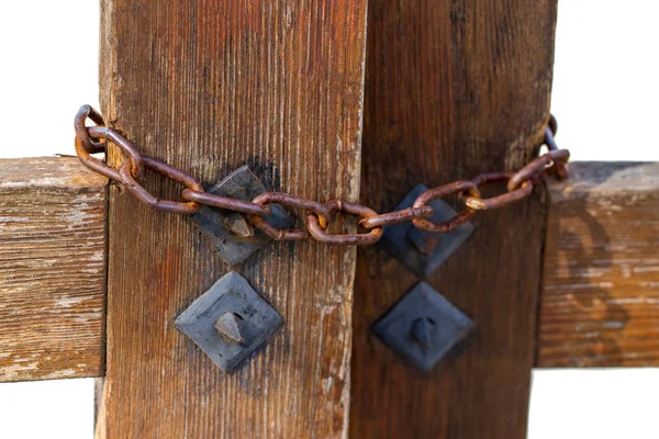 Kapıları metal zincir üzerinde kapanış portre — Stok fotoğraf