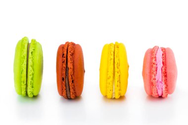 Renkli macarons kek. Küçük Fransız kek. Tatlı ve renkli 