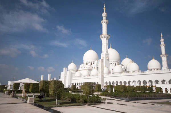 Beyaz Camii görünümü — Stok fotoğraf