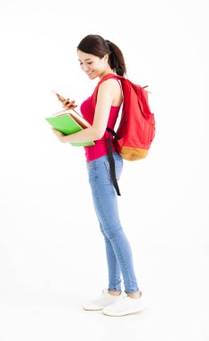 mutlu üniversite öğrencisi ile hareket eden telefon