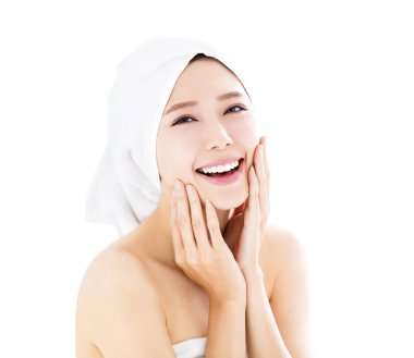 Spa salonda kafa havluya olan kadın