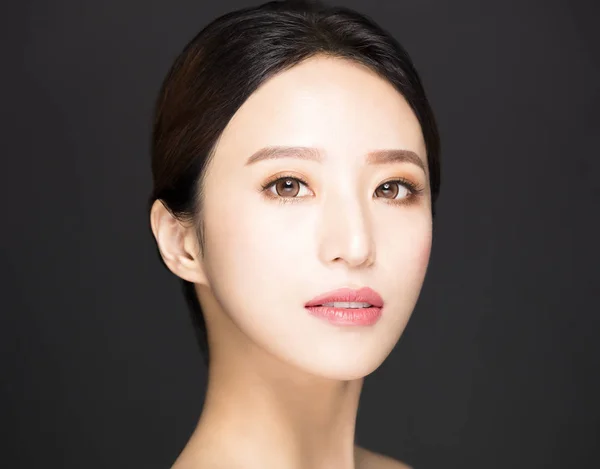 Closeup Asian Beauty Face Isolated Black Background — Stock Photo, Image