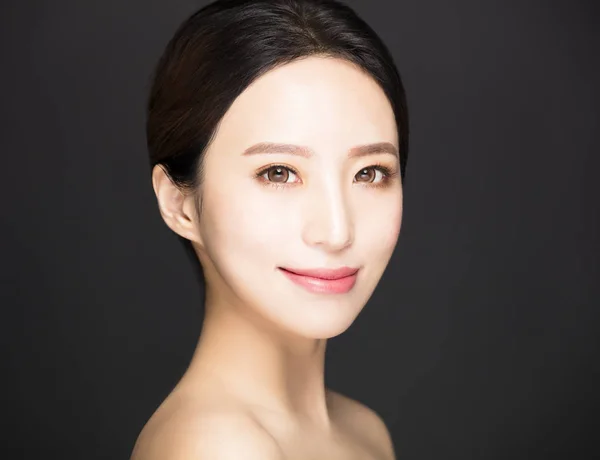 Closeup Asian Beauty Face Isolated Black Background — Stock Photo, Image