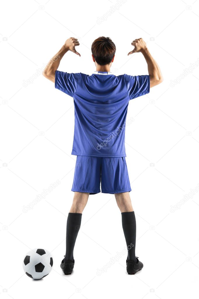soccer player showing back number