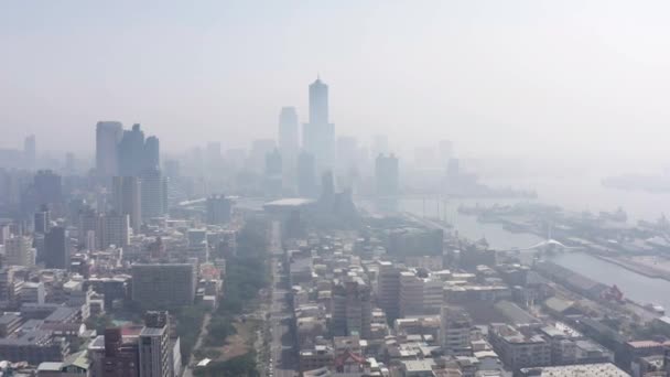 Luchtfoto Van Smog Stad Ochtend — Stockvideo