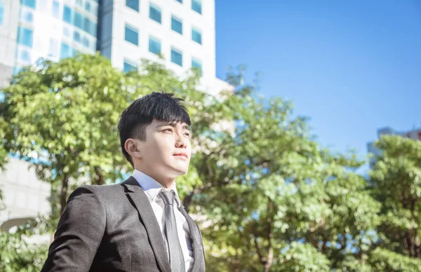 Portrait of  asian handsome business man — Stock Photo, Image