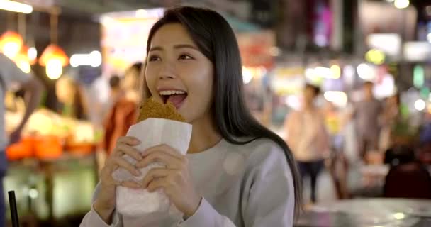 Happy Young Asian Woman Using Smart Phone Night Market — Stock Video