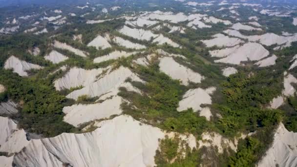 Luchtfoto Van Tianliao Moon World Vulkaanmodder Kalksteen Gebied Ben Kaohsiung — Stockvideo