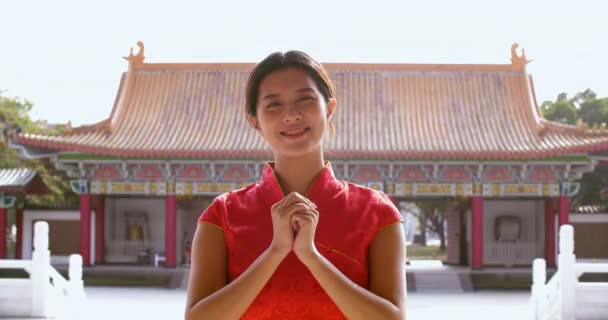 Aziatische Jonge Vrouw Oude Traditionele Chinese Jurken Tempel — Stockvideo