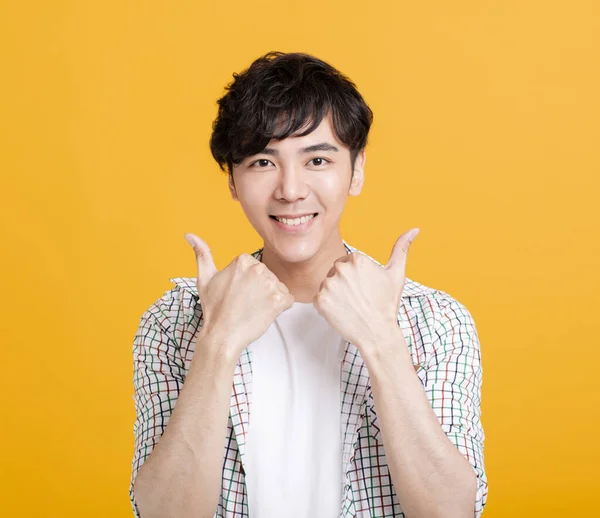 Happy Fyoung Man Showing Thumbs Good Luck — Stock Photo, Image
