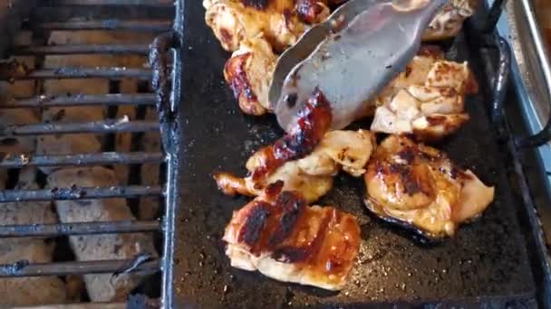 Ayam Panggang Dan Makanan Laut Restoran — Stok Video