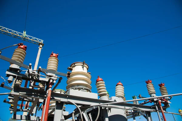 Estación de transformadores eléctricos — Foto de Stock