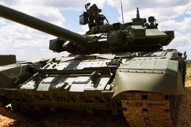 Ordu tank. Askeri eğitim. Yaz askeri tatbikatları.
