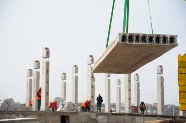 İnşaat site işçileri. Yeni Bina İnşaatı