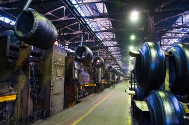 Lastik üretimi. Lastik üretim makinesi taşıyıcısı