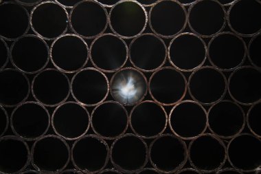 Metal boruların üretimi için bitki. Çelik borular yığını