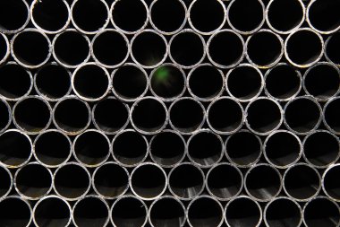 Metal boruların üretimi için bitki. Çelik borular yığını