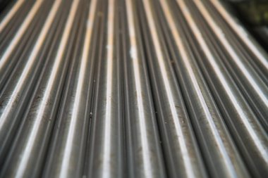 Metal boruların üretimi için bitki. Çelik borular yığını