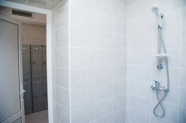 Common showers in the fitness room or pool — Stock Photo, Image