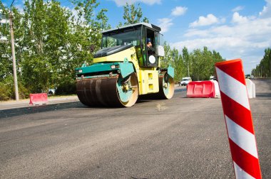Yeni yol inşaat alanında