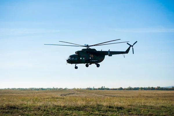 Militär Helikopter Övning Utför Militär Demonstration — Stockfoto